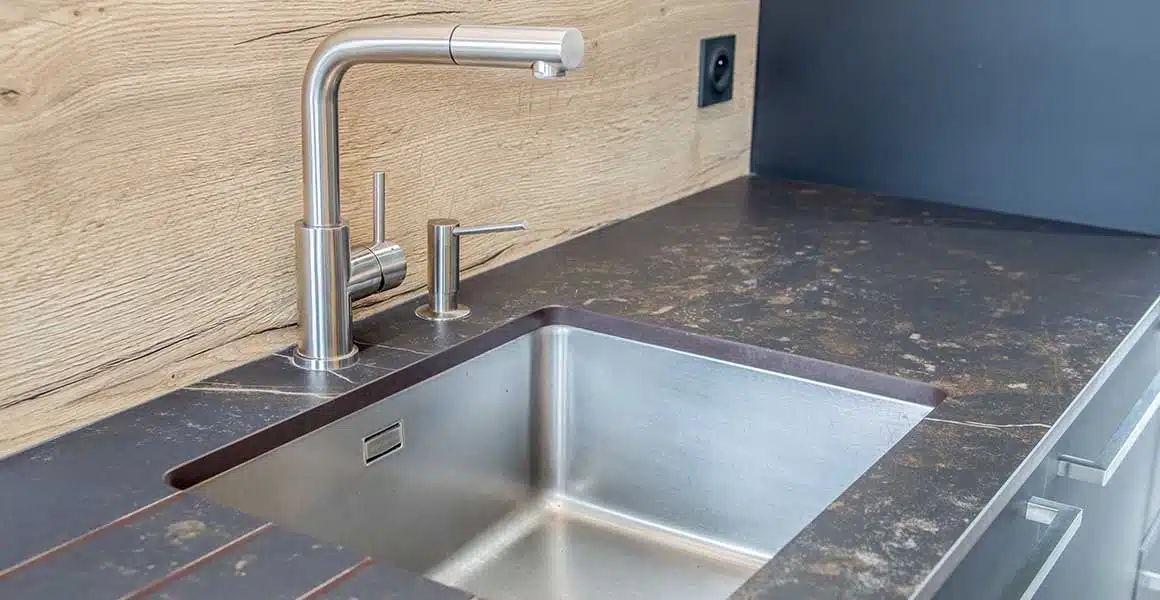 Exploiter le potentiel du plan de travail en Dekton pour une cuisine moderne